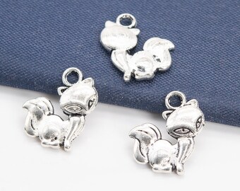 10個 - 15x13x1MM フォックスチャーム アンティークシルバートーン