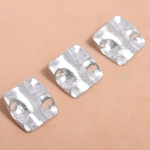 10 Pcs - 15x15MM Antique Silver Tone Wavy Square Spacer Beads (64565-2540)