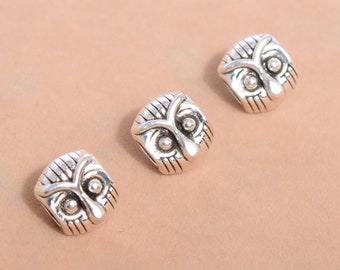 10 Pcs - 10x9MM Antique Silver Tone Owl Head Spacer Beads (64547-2539)