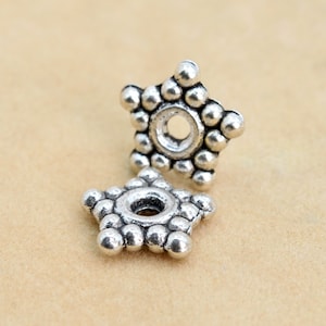 15 Pcs - 8x1MM Antique Silver Tone Star Spacer Beads (62347-2262)