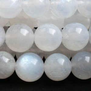 Genuine Natural Rainbow Moonstone Gemstone Beads 7-8MM White Round AA Quality Loose Beads (118637)