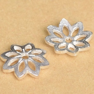 8 Pcs - 7MM Sterling Silver Flower Bead Cap (64471-2140)