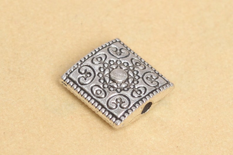 10 pcs 10x10mm Square Spacer Beads Antique Silver Tone 63585-2407