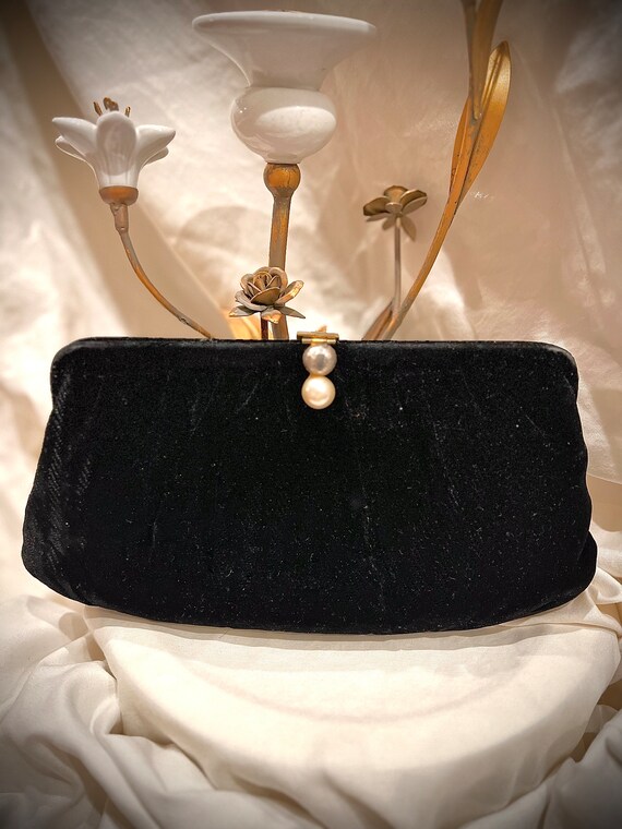 Velvet black clutch Gem