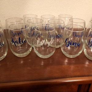 Custom name vinyl decal for wine glass , Personalized Wine Glass Decal. wedding party