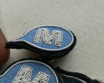 patch brode broche M