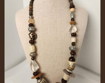 Coldwater Creek vintage Chunky Boho Mixed Media Collier 28"