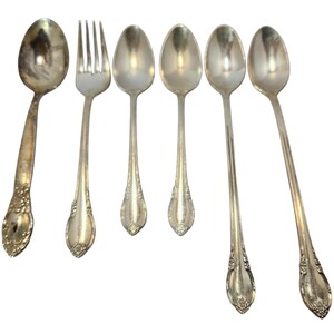 vintage Rogers Bros 1847 Couverts en plaqué argent, collection 6 pièces motif floral avec cuillères et fourchette
