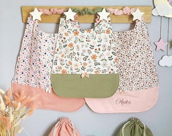 Serviette cantine fille personnalisée au prénom fleurie à l'unité ou en lot idéal comme cadeau fille ou rentrée scolaire maternelle