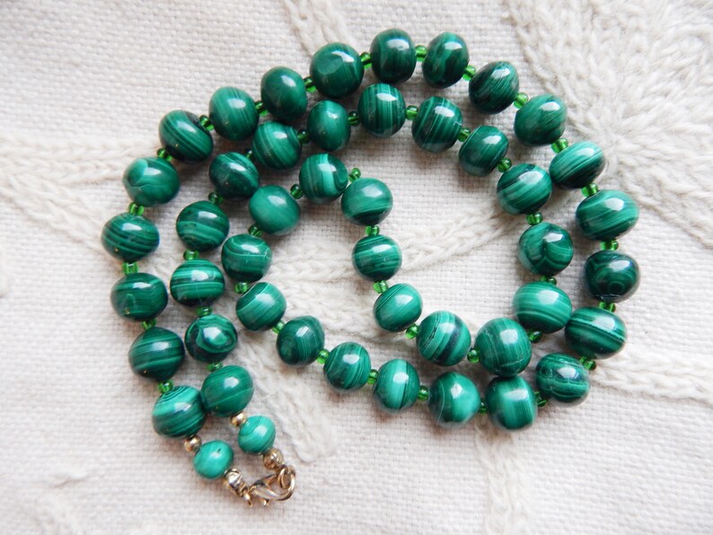 Vintage Malachite Gemstone Bead Necklace