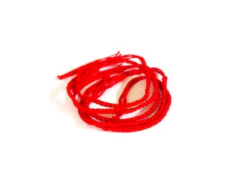Borann &quot;AMBOHS KRAHOM&quot; Blessed red string | (5 pcs) Khmer Buddhist red string for Good Fortune, Luck, Protection, Prosperity