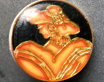 Vintage 1950's faux enamel plastic button.