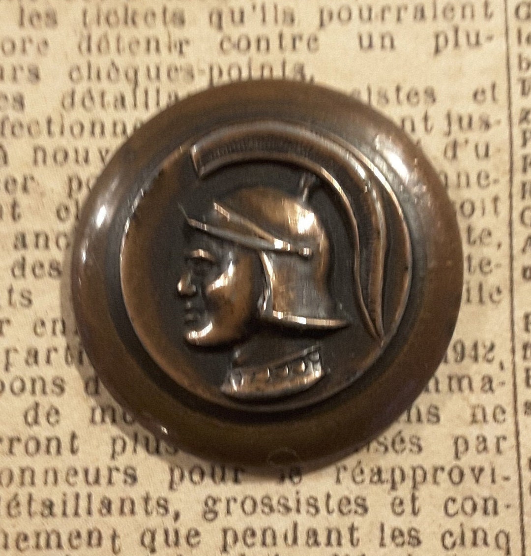 Vintage Metal Roman Centurion Button. - Etsy