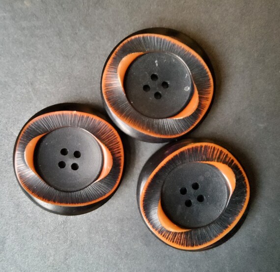 Vintage large cheap coat buttons
