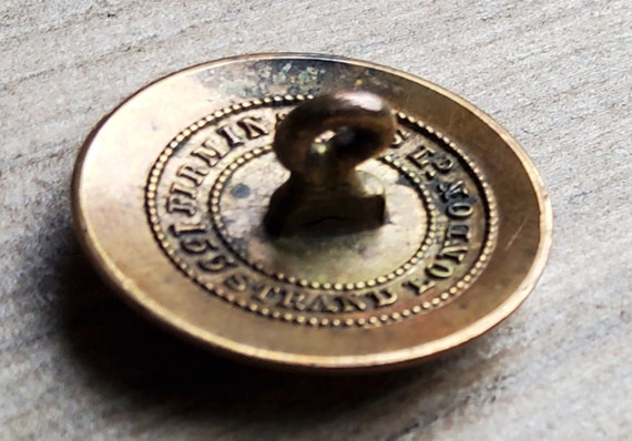 1800 年代後半のヴィンテージ、Firmin and Sons の真鍮製ボタン