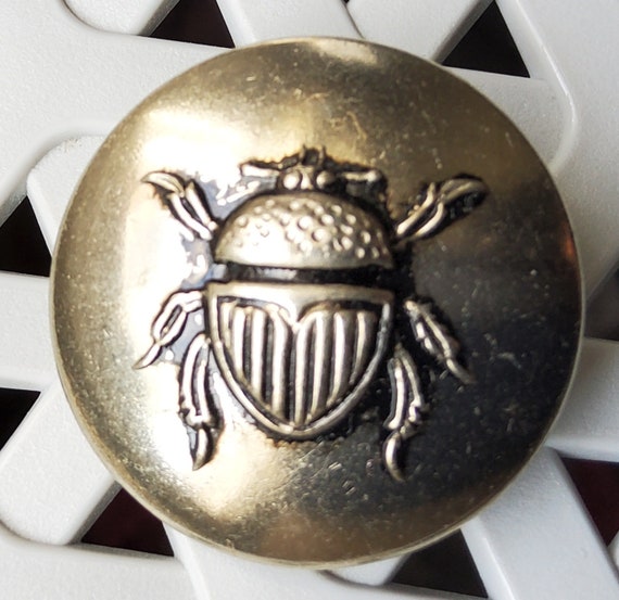 Design Button Metal Red and White Beetle 21-27mm - Buttons Paradise