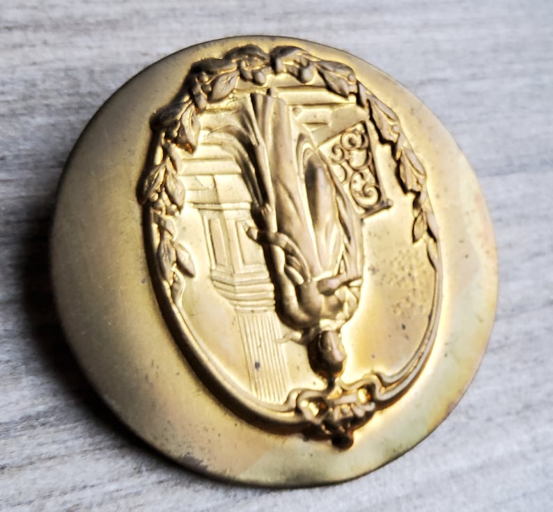 Large brass stamped button of Queen Louise. image 4