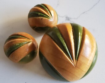 Vintage 1930's trio hand made wooden coat buttons.