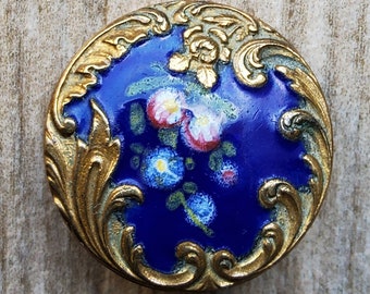 Vintage early 1900's Paris back enamel button.