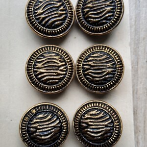 Vintage set of six 1930's glass buttons. image 2