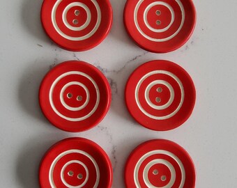 Vintage Set mit sechs 50er Jahre Knöpfen.