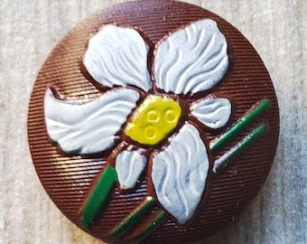 Vintage 1930's hand painted wooden button.