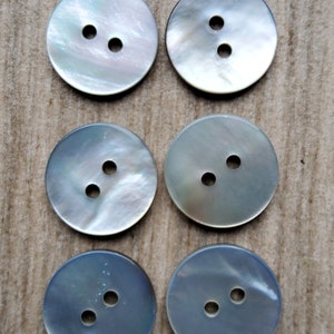 M-12 Shell Mix - Vintage. Petite Mother-of-Pearl Buttons in 12+