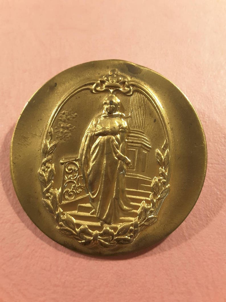 Large brass stamped button of Queen Louise. image 2