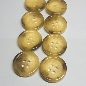 Vintage Set of Eight Horn Buttons. - Etsy