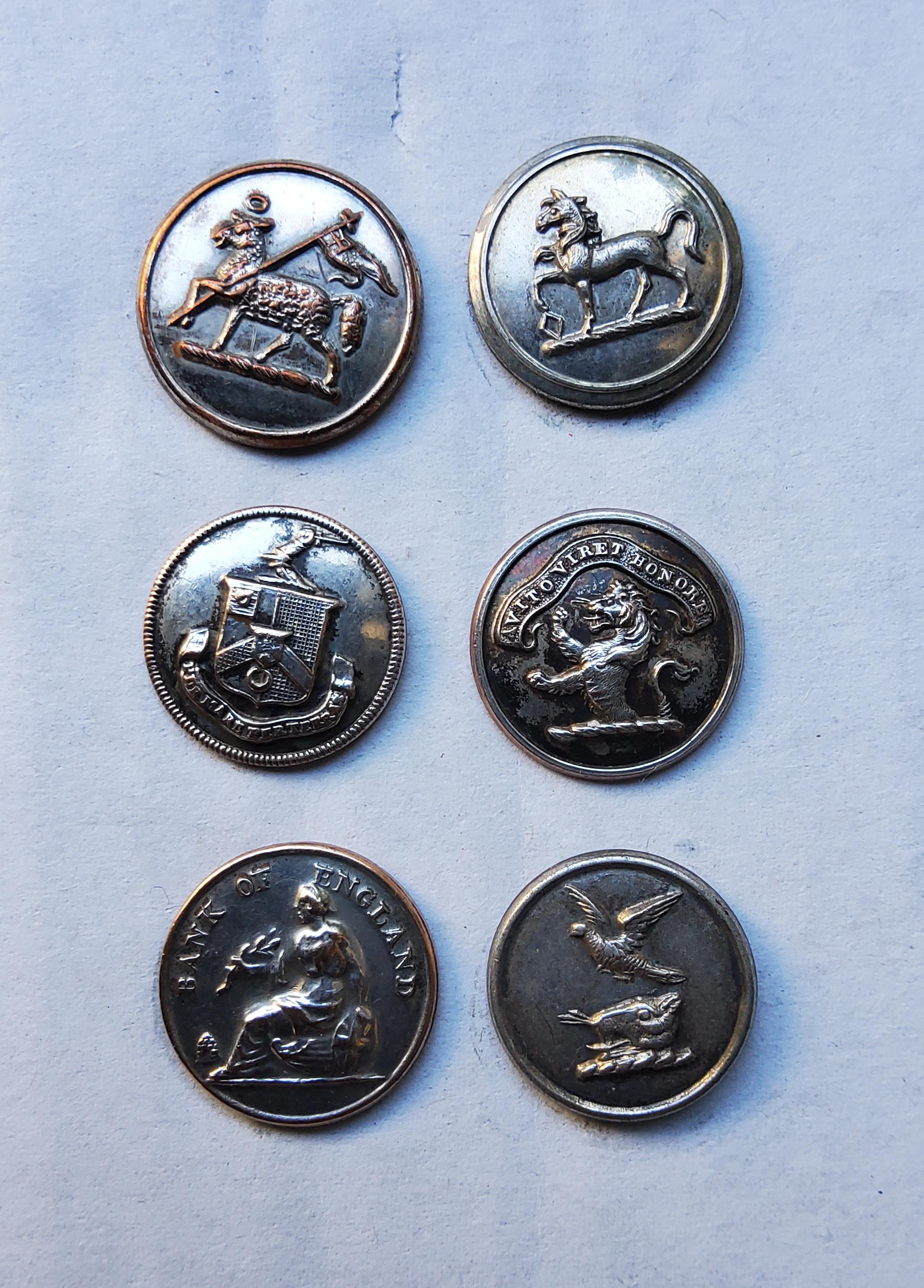 Boutons de livrée de fabrication française (1re série) : Bodard, Thierry de, Perrin, Dominique