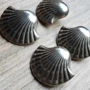 Vintage Set of Four 1920's Large Shell Buttons. - Etsy
