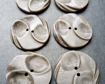 Vintage set of six 1930's grey plastic buttons.