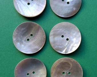 Lot De 11 Boutons Gravés Dans La Nacre - Neufs, Pour Couture Ou Création
