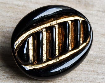 Vintage 1950's Bimini style glass button.