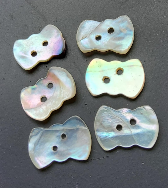 Lot De Boutons En Véritable Nacre - Diamètre 1,4 Cm - Couleur Jaune - Neufs