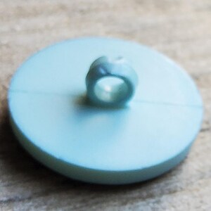 Vintage 1950's English Perspex Button. - Etsy