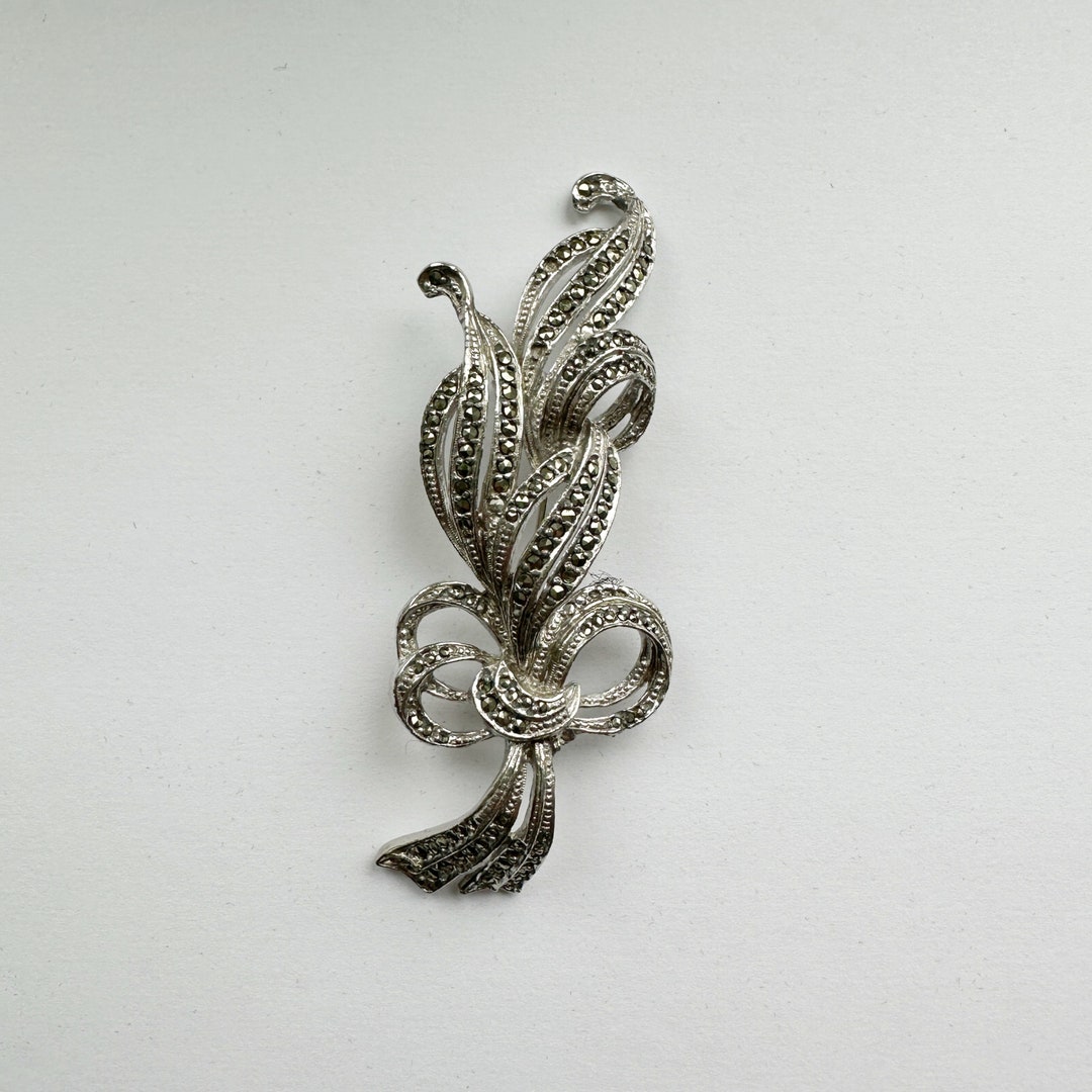Broche Ancienne Forme Nœud - Bijou Fantaisie Vintage French Antique - Occasion