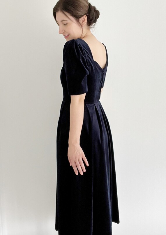 Vintage Laura Ashley Midnight Blue Velvet Dress UK … Gem