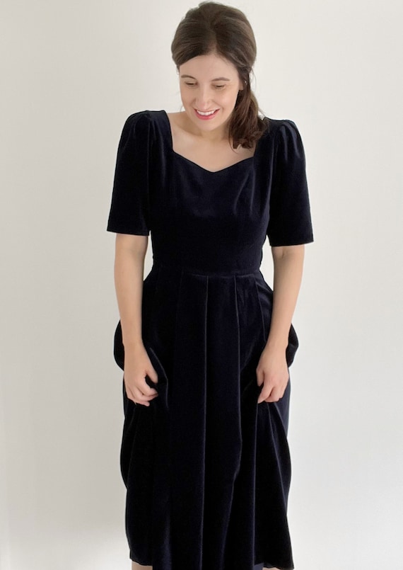 Vintage Laura Ashley Midnight Blue Velvet Dress UK … Gem