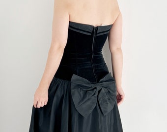 Laura Ashley Velvet Bow Dress | UK 10 | Vintage Black Velvet Bow Back cocktail Dress  | Vintage Christmas Party Dress