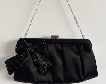 Vintage zwarte satijnen striktas | Vintage avond clutch tas | Kerstfeesttas | Vintage strik clutch tas
