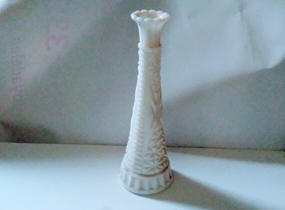 Vintage Milk Glass Vase Milk Glass Vase Vintage Milk Glass Etsy