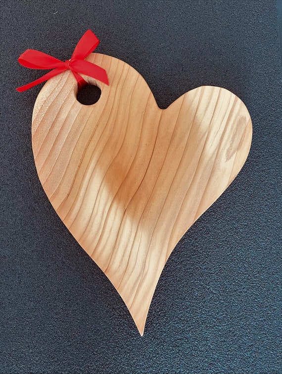 Tagliere legno a forma di cuore
