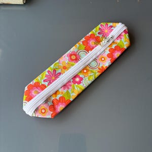 ペンケース、手作りペンケース、ミニペンケース、小さなペンケース、アーティストへのギフト