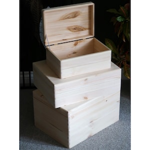 Natural Pine Storage Boxes | Choice of Sizes | Entirely Wood Lid | Keepsake Memorabilia Wooden Gift Case | Christmas Eve Craft Boxes