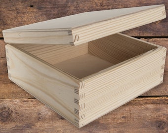 Small Square Plain Wooden Box With Lid | 15x15x7 cm | Keepsake Trinket Jewellery Storage Gift Case | Paintable Pine For Craft
