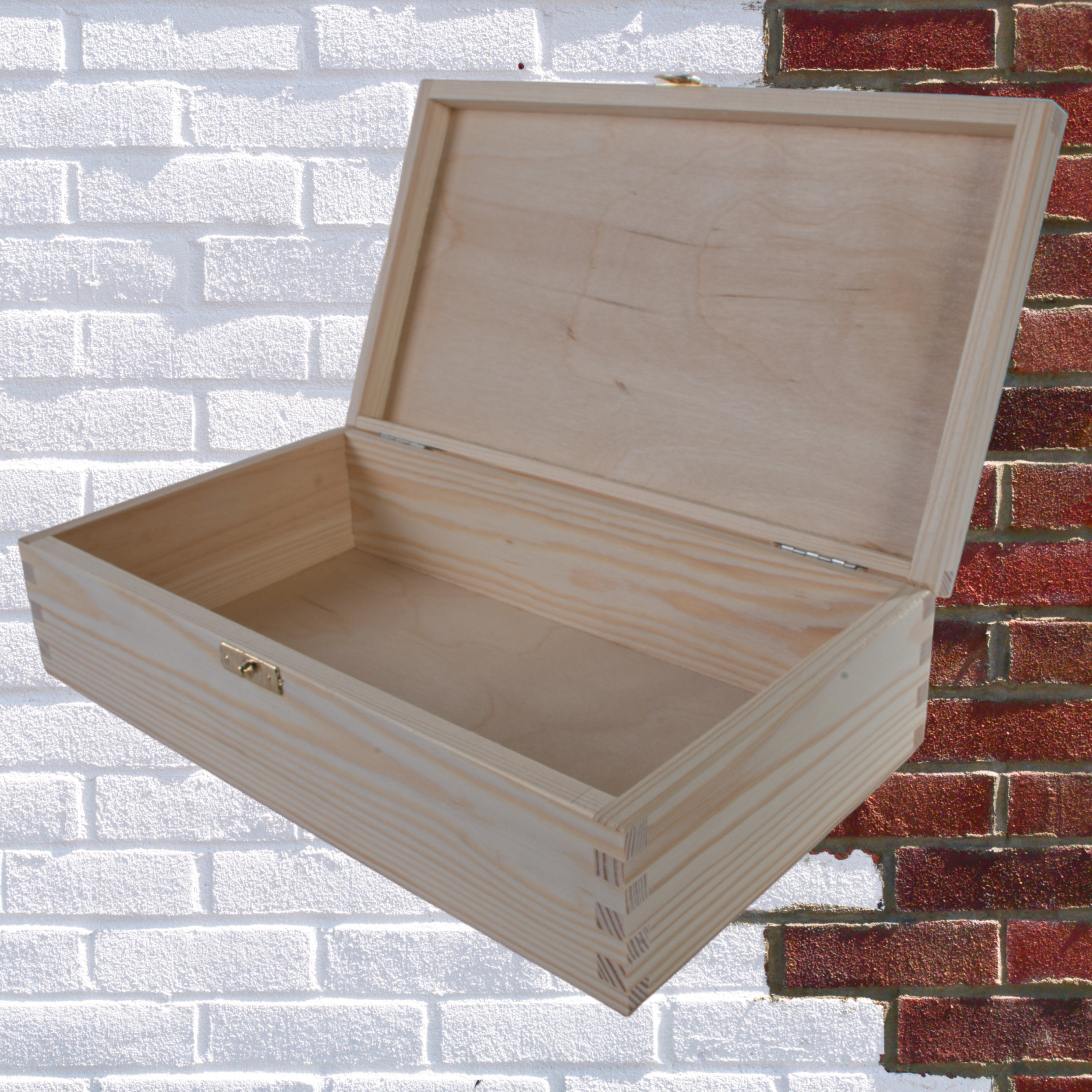 Plain Wooden Box With Lid & Clasp | 28x16x8 Cm | Keepsake Trinket