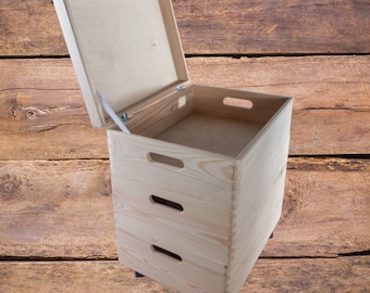 3 Tier Wooden Stackable Chest Boxes | Kids Toy Shoe Bin Organiser | Top Hinged Lid | Bottom Crate Wheels | Decorative Craft Plain Pine DIY
