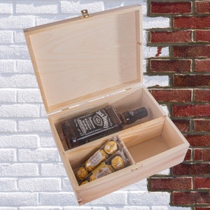 Wooden Storage Gift Souvenir Box  | Accessories Organiser | Memory Keepsake Case 3 Compartments Sections | Plain Unfinished Wood For Craft