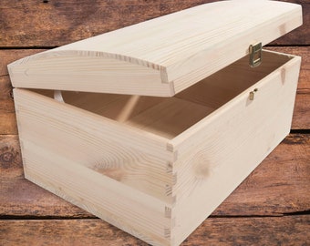 Large Plain Wooden Treasure Chest Keepsake Box | 32x22x16 cm | Natural Decorative Pine